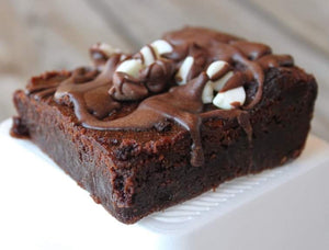 Chocolate drizzle brownies